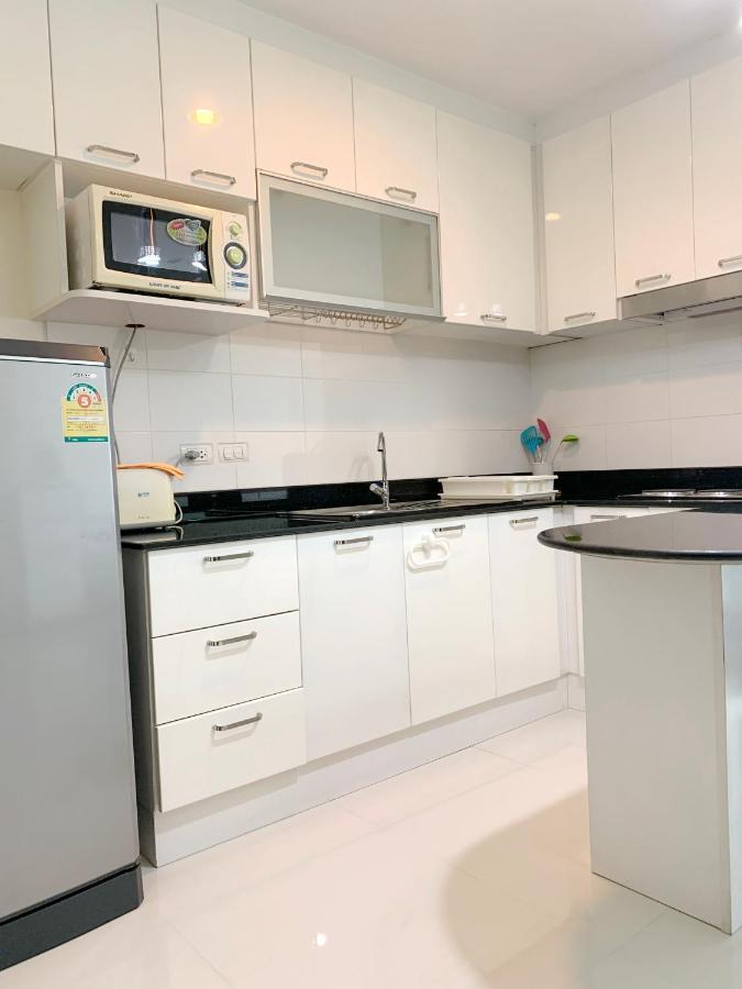 Charming Resident At Ekkamai From Studio Unit Up To 2 Bedroom Apartment Bangkok Exterior photo